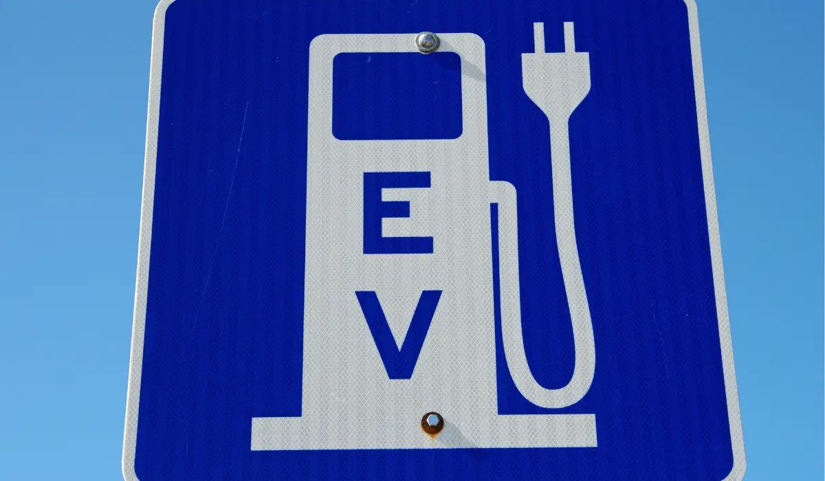 What to Look for in an EV Charging Partner from OpConnect at OpConnect-EV.com