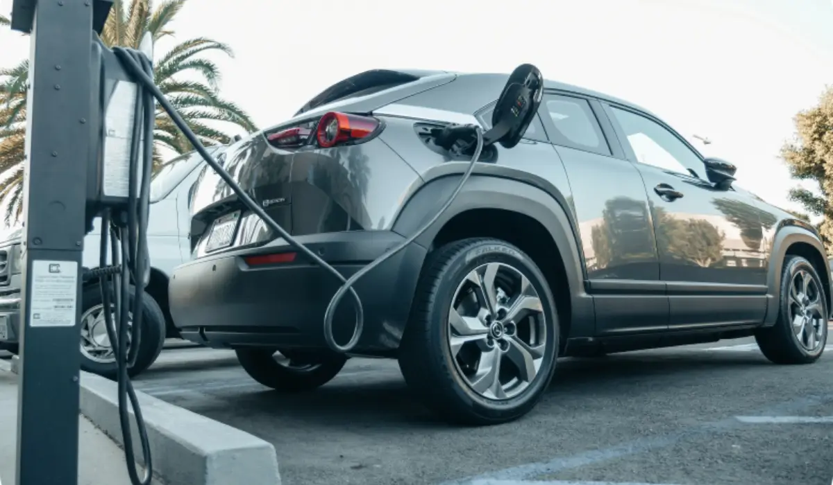Who Needs to Be in the Room for a Fleet Charging Decision from OpConnect at OpConnect-EV.com